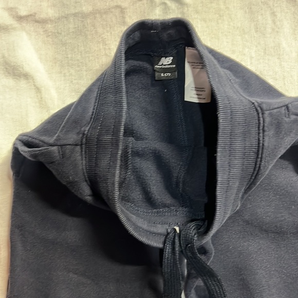 Bundle boys tops and pants - Picture 5 of 11